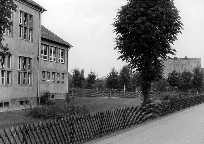 Der Schulhof an der Worthstraße