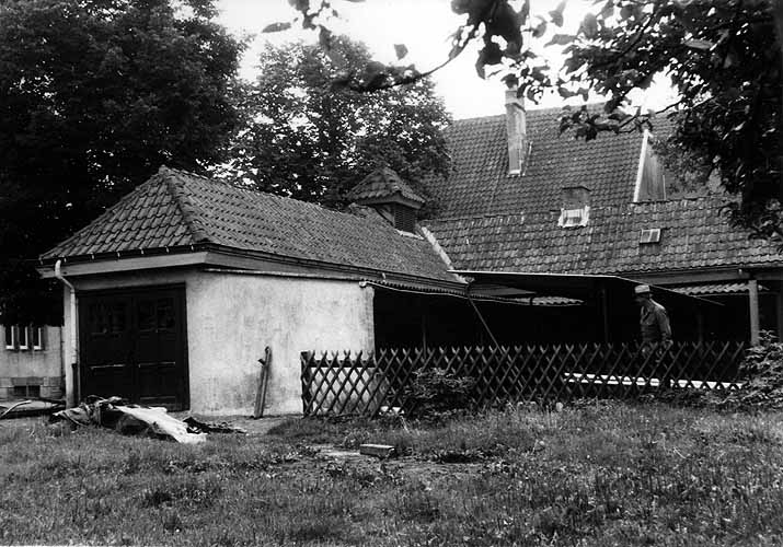 Schulhof der Volksschule um ca. 1970 