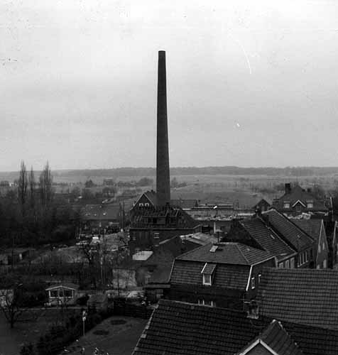 Blick vom Kirchturm Richtung Norden auf die Molkerei (im Abbruch)