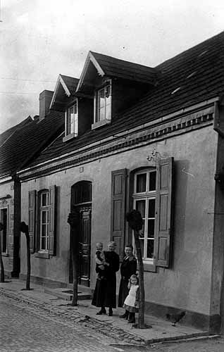 Hovestraße neben 172 / das Eckhaus zur Mühlenstraße 