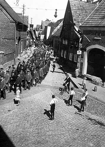 Festumzug des Kriegervereins in der Warendorfer Straße