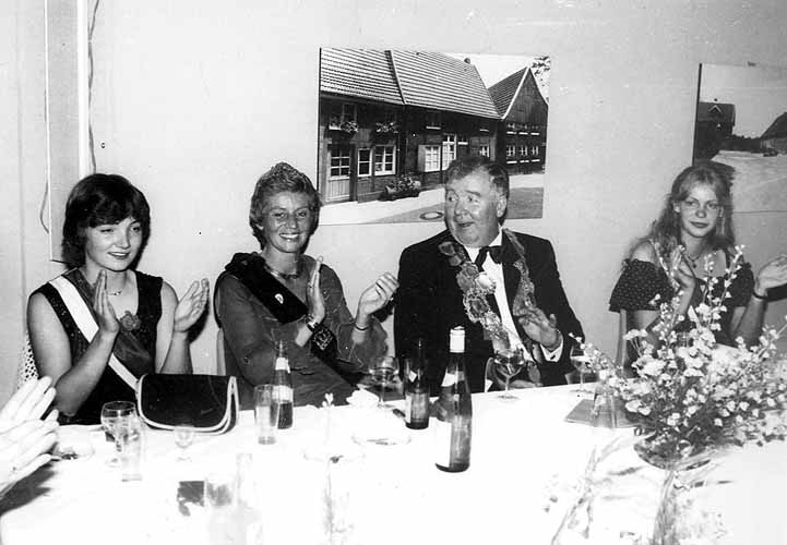 Schützenkönig Heribert I. Richter-Loermann, Königin Karin I. Schulze Zurmussen