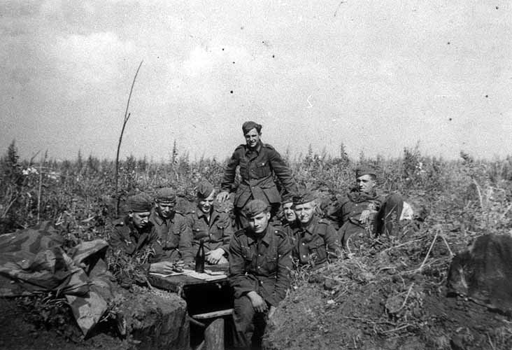 Soldaten im Gefechtsstand