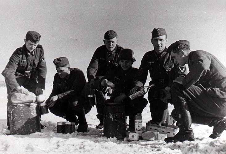 Deutsche Soldaten auf dem Feldberg im Schwarzwald